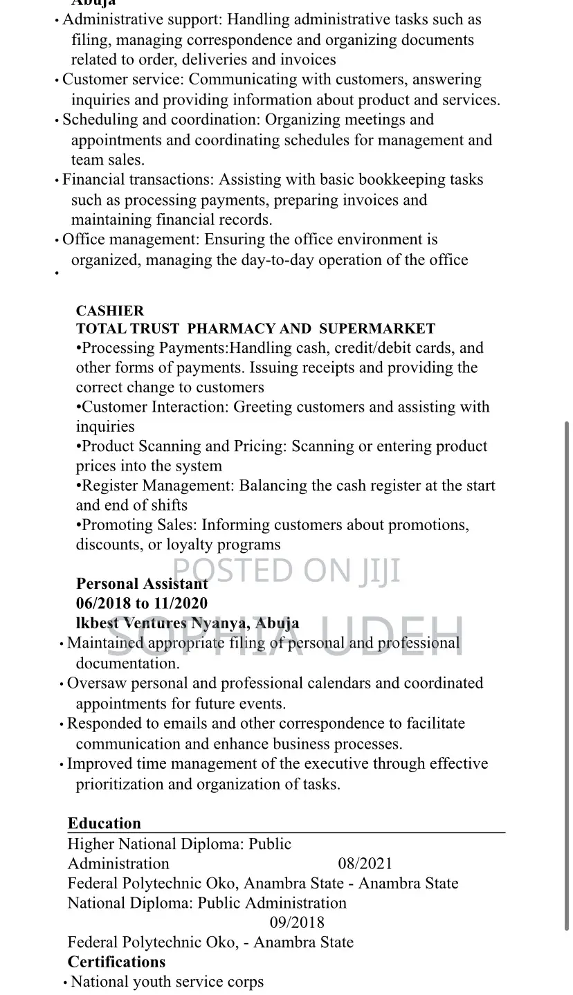 Receptionist