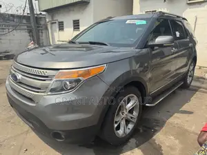 Ford Explorer 2013 Gray
