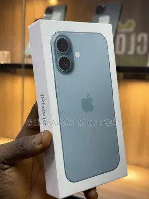 New Apple iPhone 16 128 GB Green