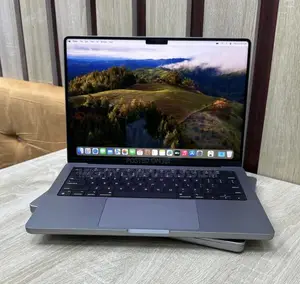 Laptop Apple MacBook Pro 2021 M1 16GB Apple M1 Pro SSD 512GB