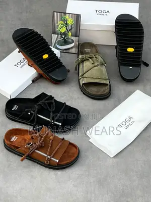 Toga Vrirlls 40-46