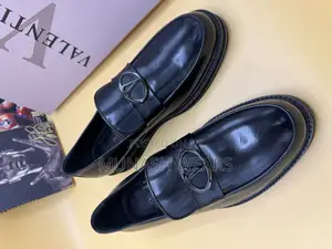 Italian Valentino Luxury Shoe