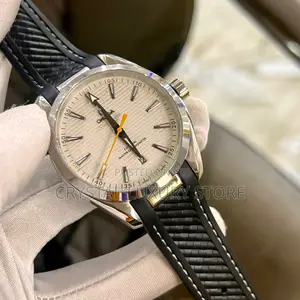 Omega Quality Luxury Men Rubber Strap Wristwatch