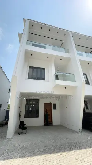 4bdrm Townhouse/Terrace in Serene Estate, Lekki for sale