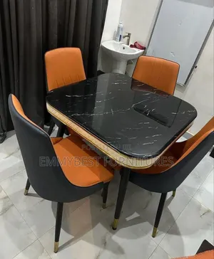 Standard Quality Marble Top 4 Seaters Dinning Set.
