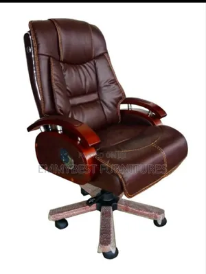 Executive Reclining Office Chair.