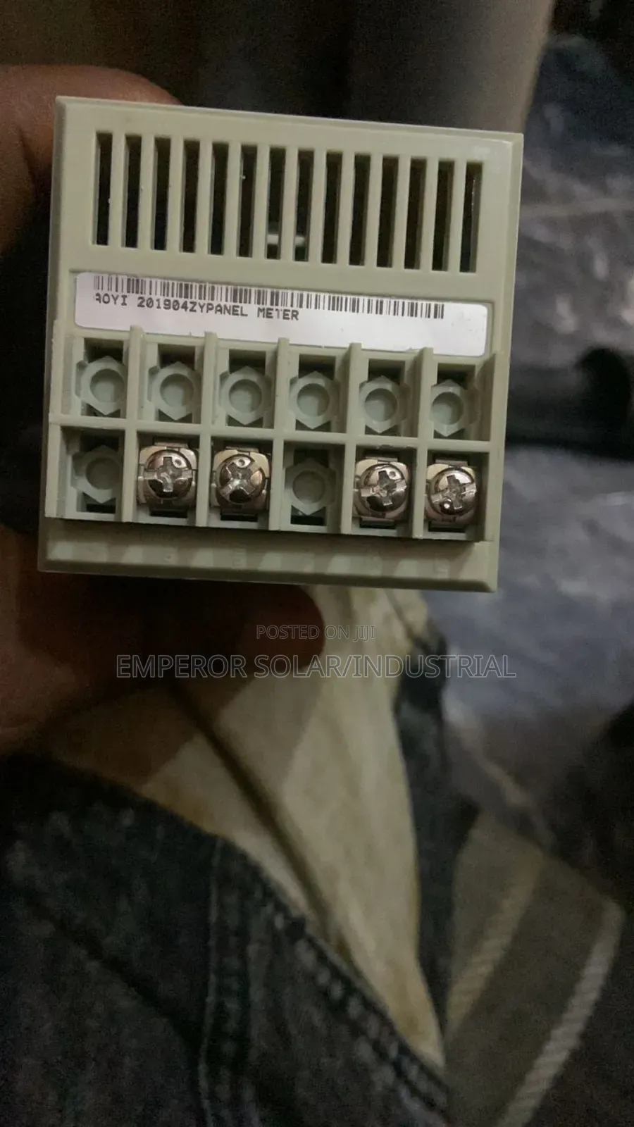 Voltage Regulator 