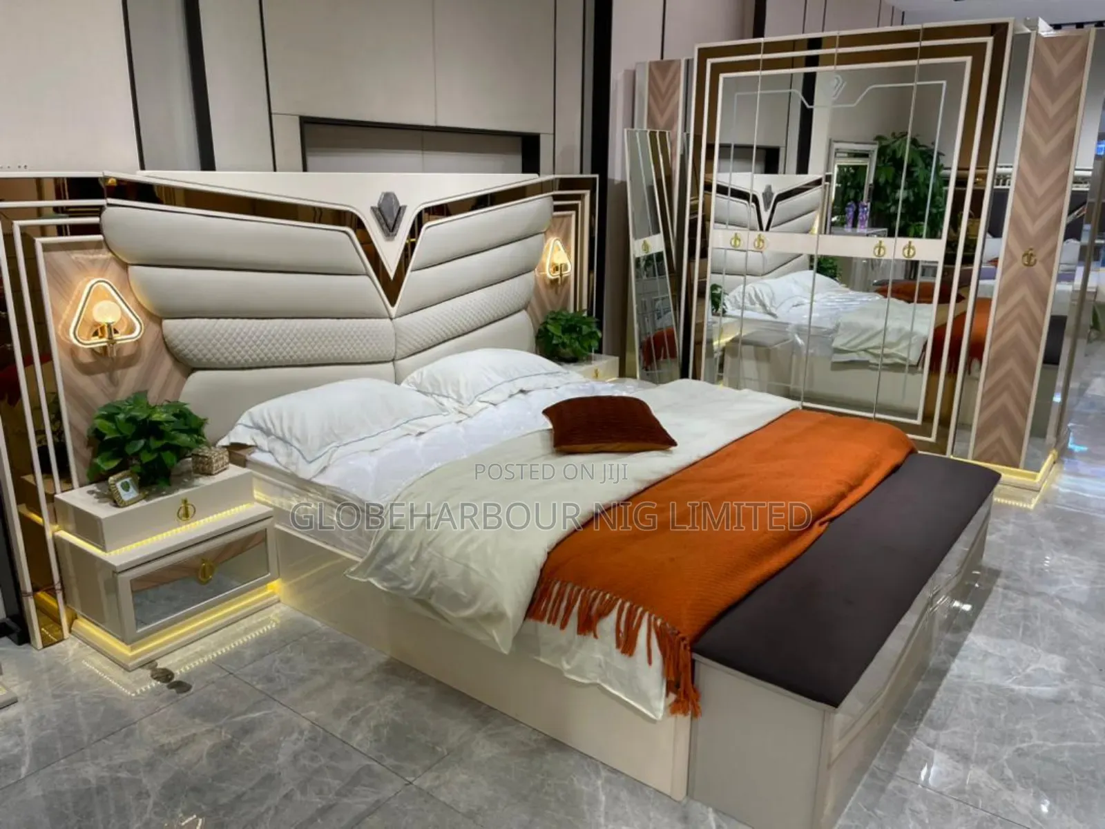Executive Royal Bed