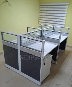 Office Workstation by 4 Partitions.