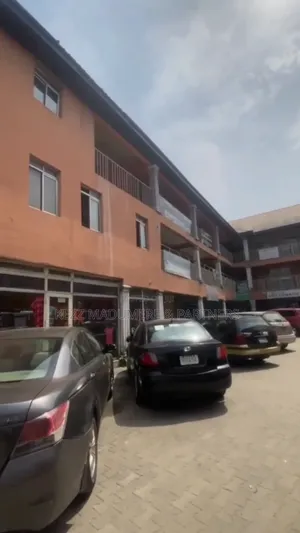 For Sale: 14 Rooms Commercial Plaza at Rumuokwuta , Ph