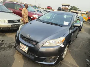 Toyota Matrix 2010 Gray