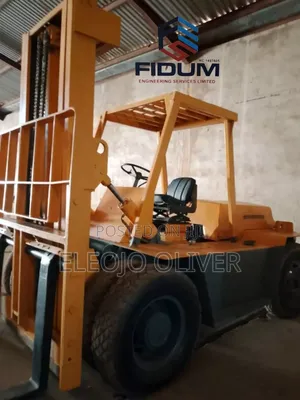Ten(10) Ton Forklift for Rent in Lekki, Lagos