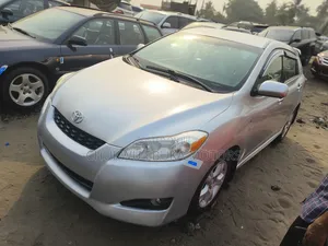 Toyota Matrix 2010 Silver