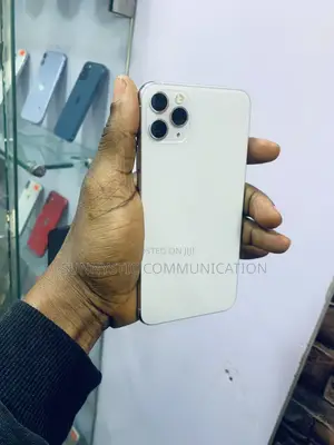Apple iPhone 11 Pro Max 64 GB White