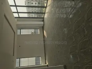 Showroom Shop for Rent at Orchild Road Facing the Main Road