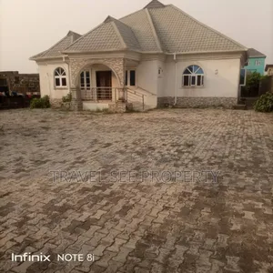 3bdrm Bungalow in Residential Area, Aiyeteju for sale