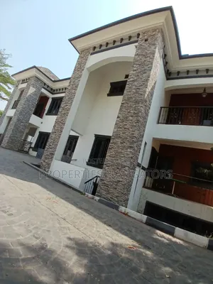 6bdrm Duplex in Maitama for sale