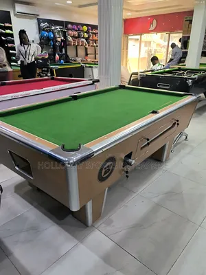 Top Notch Foreign HDF British Marble And Coin Pool