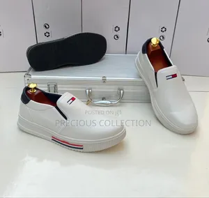 Unisex Tommy Hilfiger Single Sole Leather Shoe
