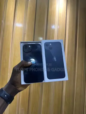 New Apple iPhone 13 128 GB Black