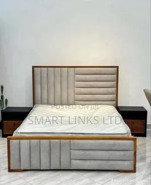 6x6 Stylish Sturdy Bed Frames - Perfect for Any Bedroom!