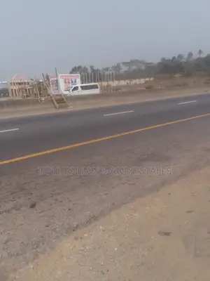 Land for Sale on Lagos Ibadan Express Way 14000 Acres