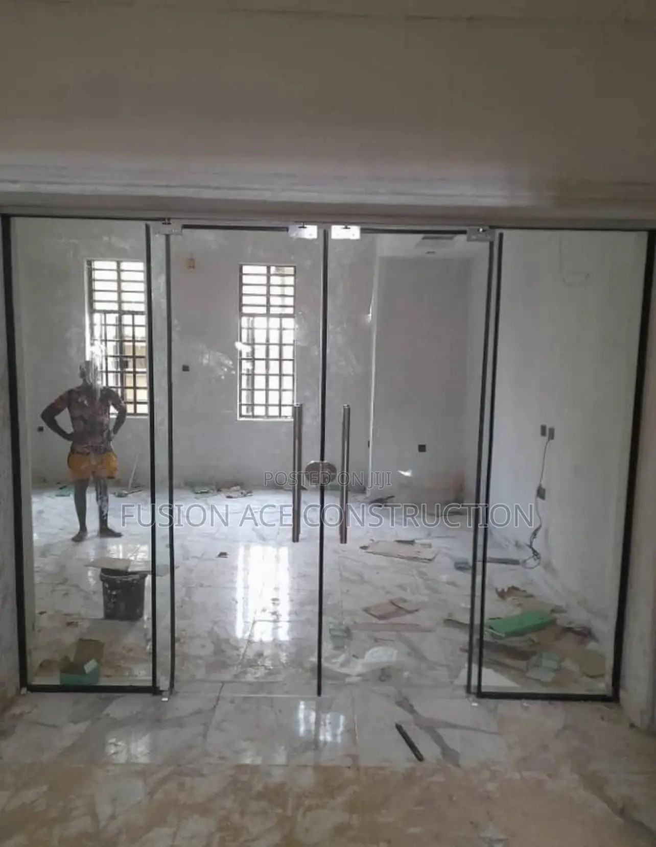 Frameless Door Partition