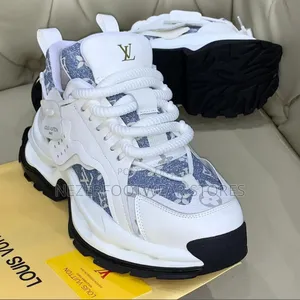 Quality Louis Vuitton Sneakers.