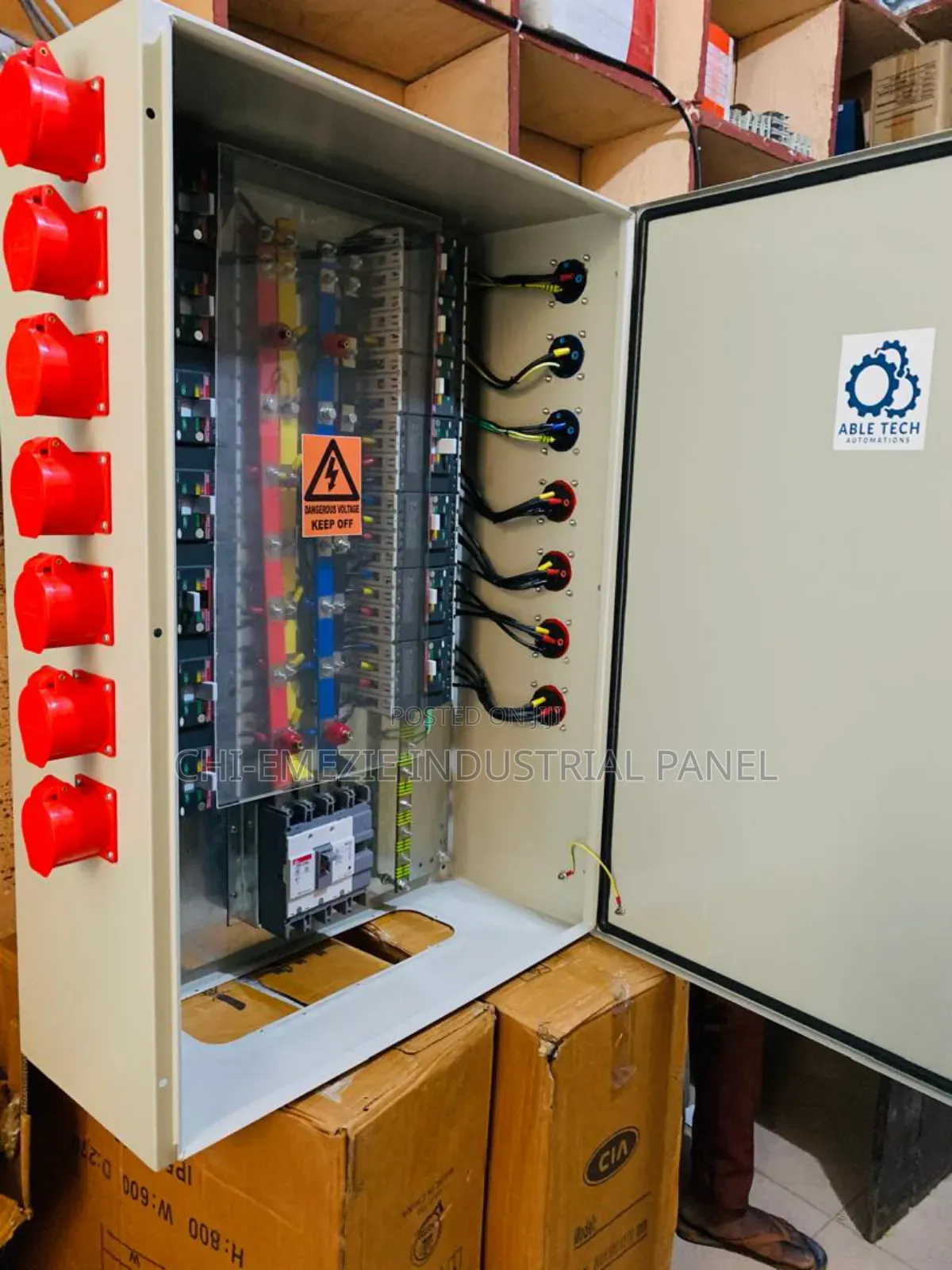Breaker Socket