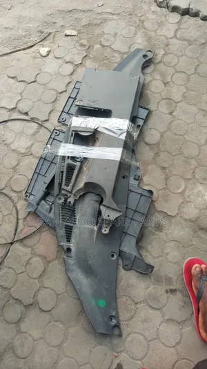 Lexus Es 350 Complete Engine Cover 2010 Model