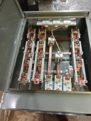 Feeder Piller