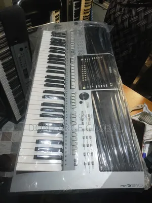 Yamaha PSR-S910 Keyboard
