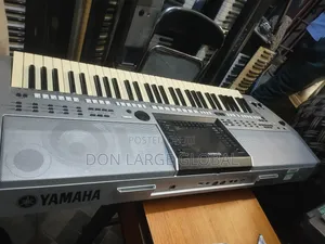 Yamaha PSR-S900