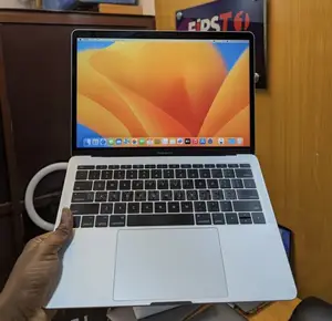 Laptop Apple MacBook Pro 2017 8GB Intel Core I5 SSD 256GB