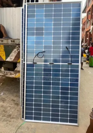 605w Bifacial Panel