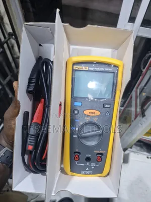 Fluke 1503 Insulation Tester