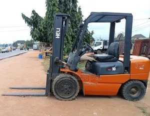 Forklifts Available for Lifting Your Goods
