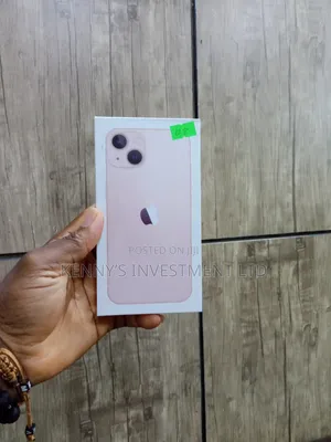 New Apple iPhone 13 128 GB Pink