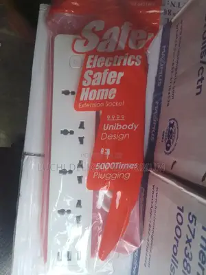 4 Sockets Extension Box With USB Port