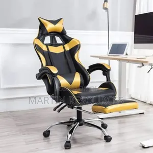 Gaming Chair With Footrest