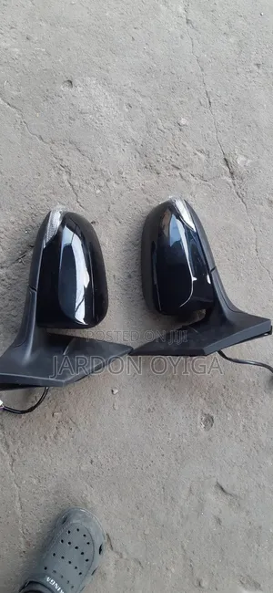 Side Mirror Toyota Corolla 2015