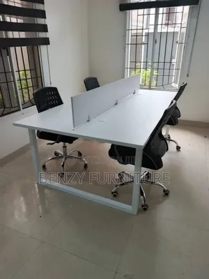 Workstation by 6 With Dermacation