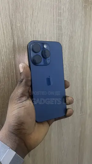 Apple iPhone 15 Pro 128 GB Blue