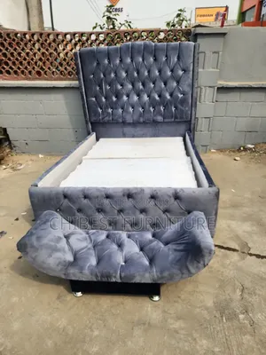 4.5by6 Grey Padded Bed Set.