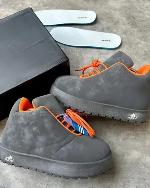Original Adidas Chunky Spike
