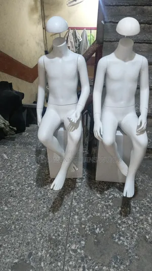 Unisex Sitting White Kids Mannequin