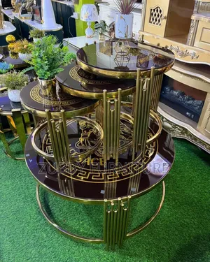 Brand New Quality and Imported Glass Table With 3 Side Sto