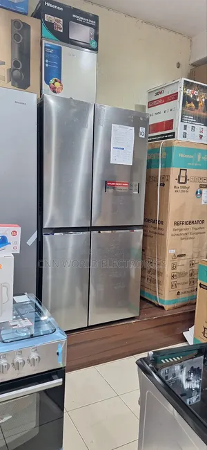 New LG Smart Inverter 688L Side by Side Fridge (150W) 2years