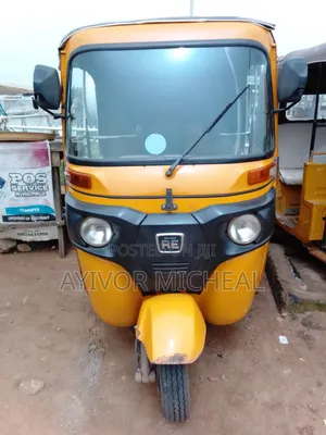 Bajaj RE 2023 Yellow