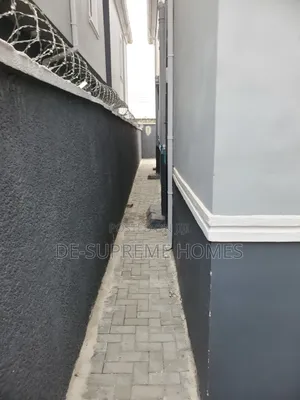 4bdrm Duplex in Off Goff Road, Lakowe for rent